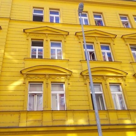Aparthotel Zarra Praga Esterno foto