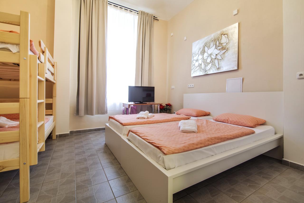 Aparthotel Zarra Praga Camera foto