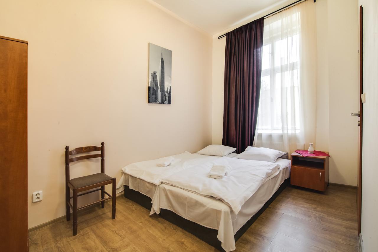 Aparthotel Zarra Praga Esterno foto